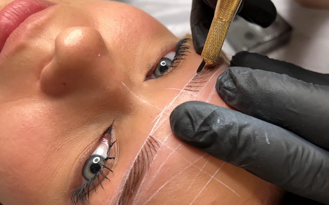 Servicio Cejas - Microblading